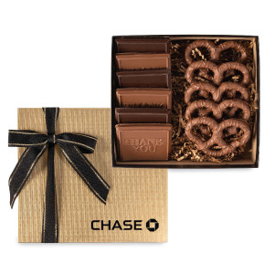6 Piece Custom Cookie Gift Box with Chocolate Pretzels 6 Piece Custom Cookie Gift Box with Chocolate Pretzels